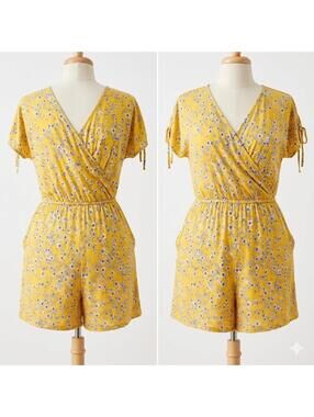 Lane Bryant Floral Wrap Romper 22/24 Pockets Yellow Summer Vacation Feminine